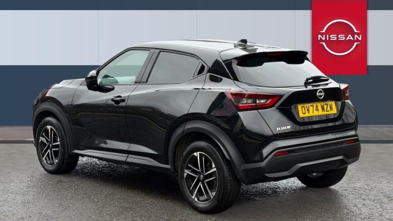 Nissan Juke 1.0 DiG-T N-Connecta 5dr Petrol Hatchback